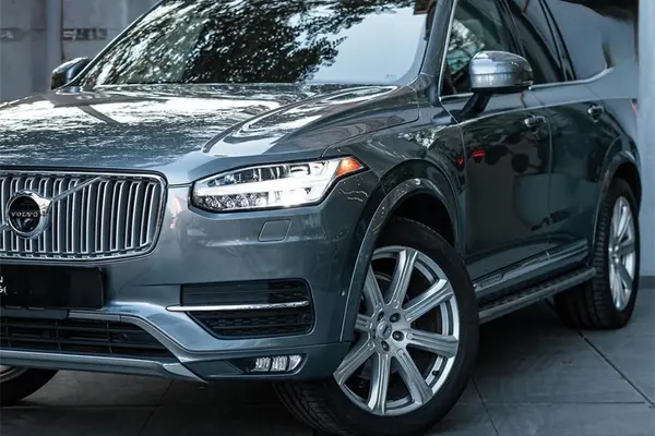 ولوو XC90