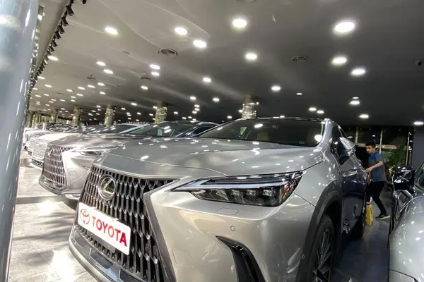 عکس لکسوس NX هیبرید