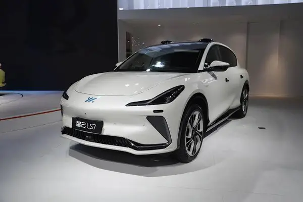 عکس آی ام موتورز LS7