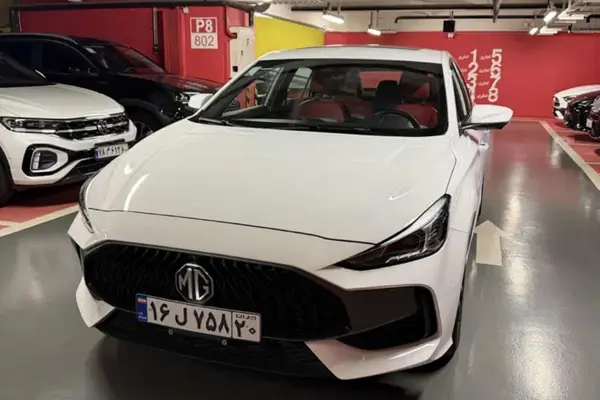 عکس ام جی GT
