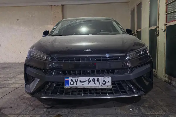عکس کی ام سی J7