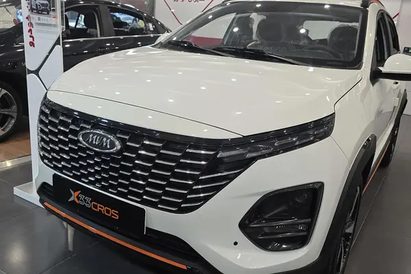 ام وی ام X33 کراس