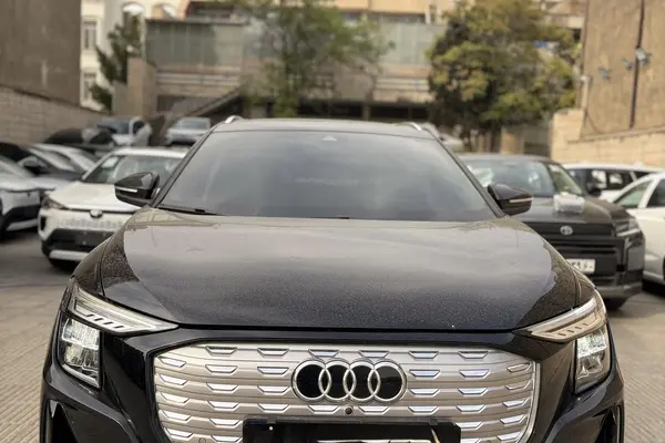 آئودی Q5 e-tron