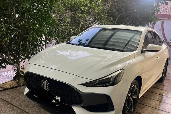 ام جی GT