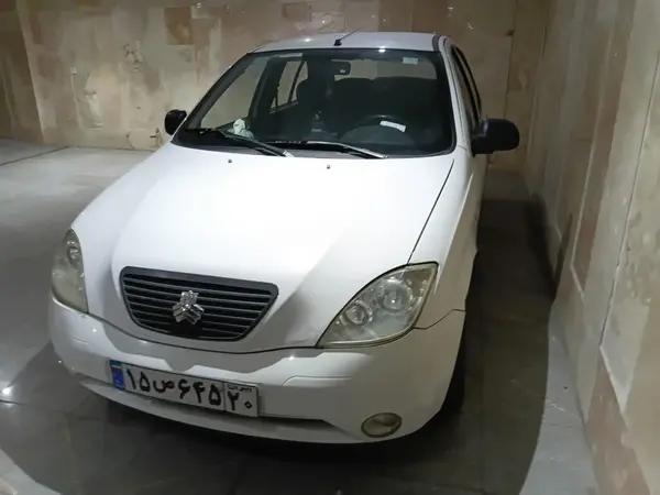 تیبا صندوق دار