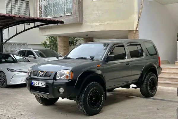 نیسان رونیز