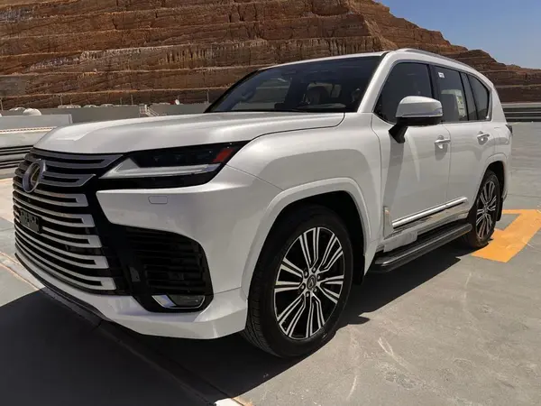 لکسوس LX