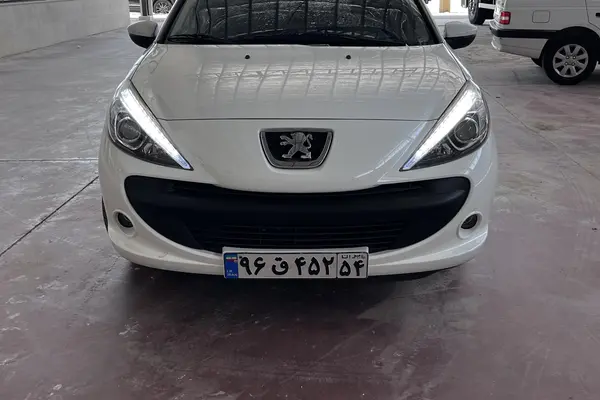 پژو 207