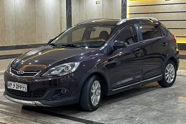 ام وی ام 315هاچ بک