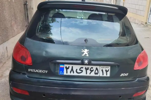 پژو 206