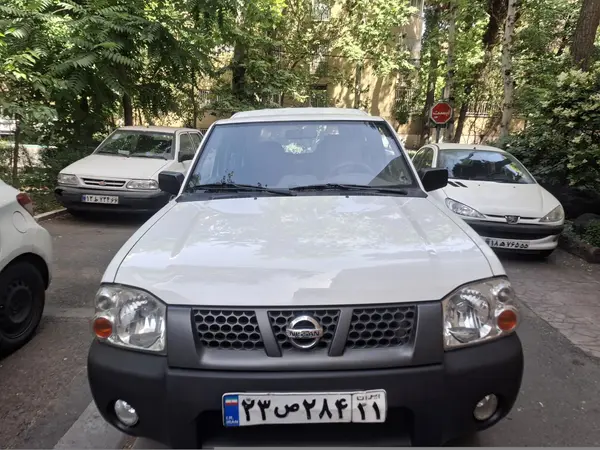 نیسان رونیز