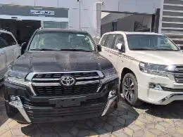 عکس تویوتا لندکروز چهار در