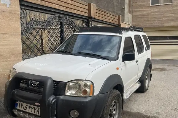 نیسان رونیز