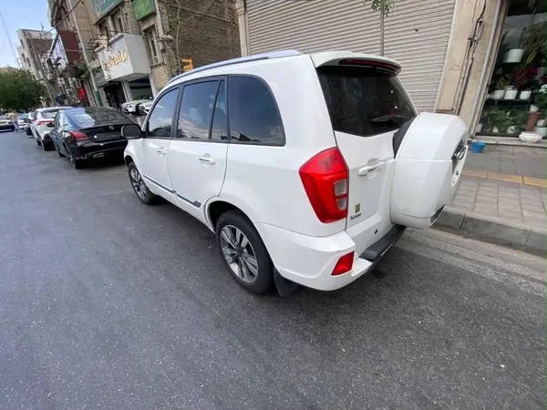 عکس ام وی ام X33 S