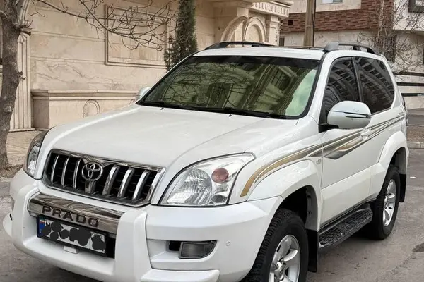 تویوتا پرادو دو در
