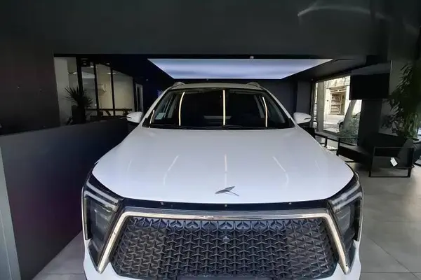 کی ام سی X5