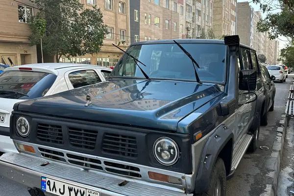 نیسان پاترول چهار در