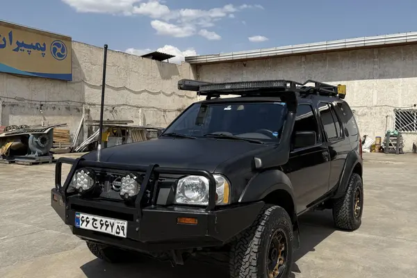 نیسان رونیز