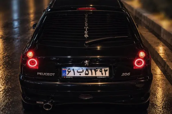 پژو 206