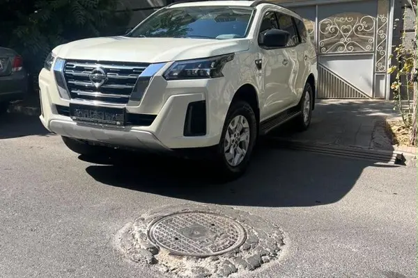 نیسان ایکس ترا
