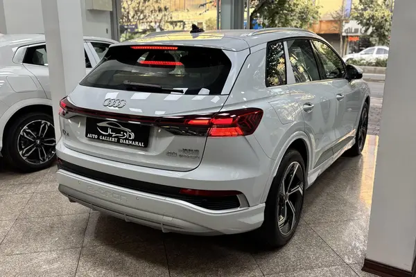 آئودی Q4 e-tron
