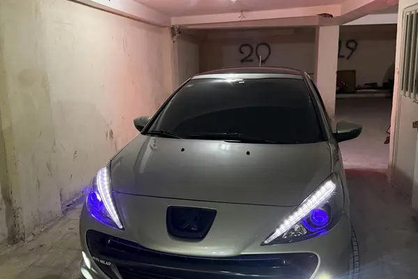 پژو 207