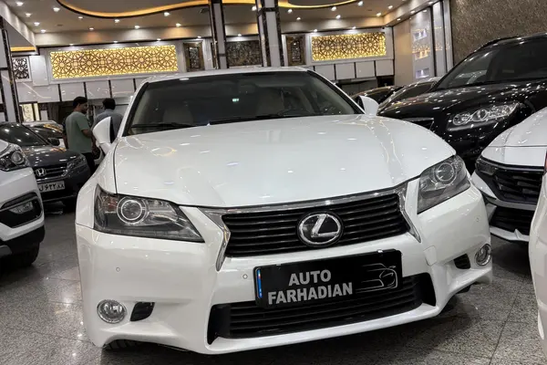 عکس لکسوس GS