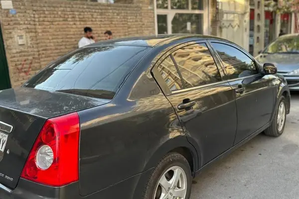 عکس ام وی ام 530