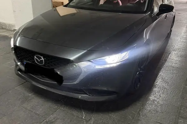 عکس مزدا 3 وارداتی