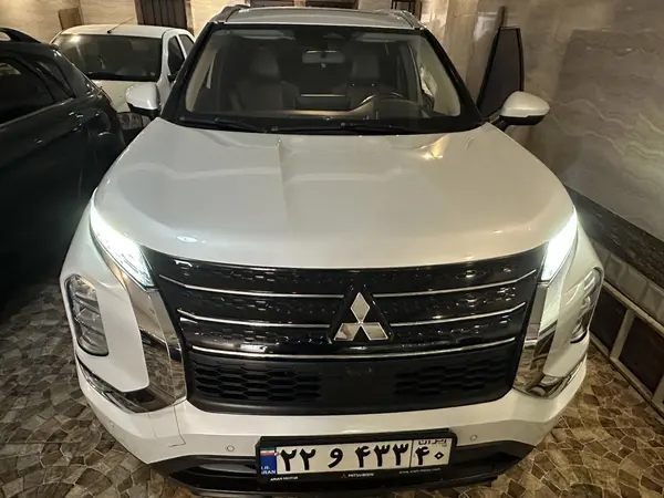 میتسوبیشی اوتلندر