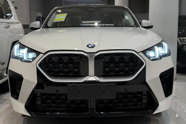 عکس بی ام و X2