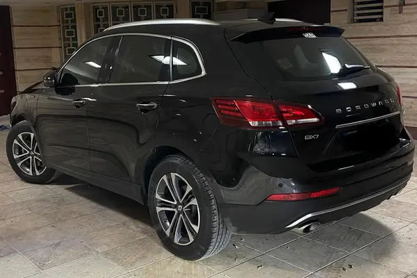 عکس بورگوارد BX7