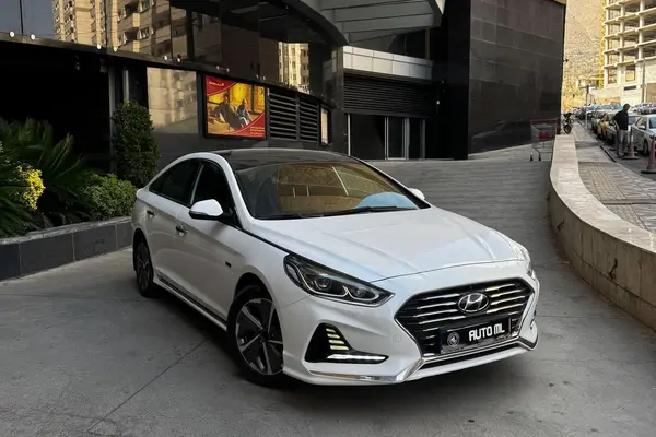 عکس هیوندای سوناتا هیبرید