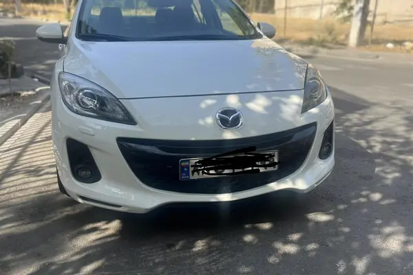 عکس مزدا 3 نیو صندوق دار