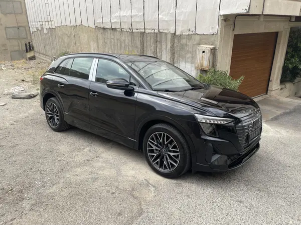آئودی Q5 e-tron