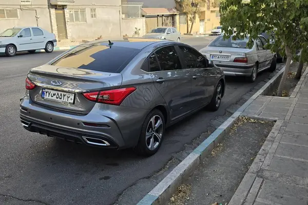 ام وی ام آریزو 5ev