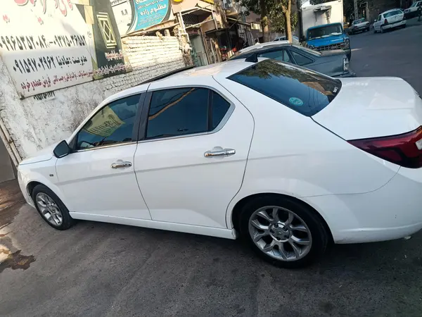 عکس دنا پلاس EF7
