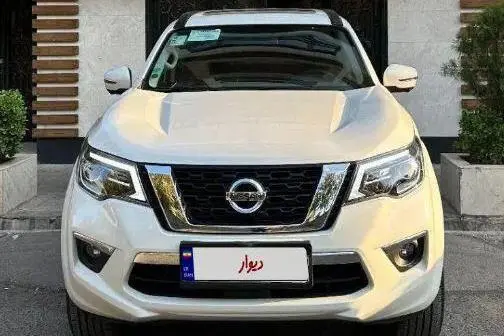 نیسان ترا