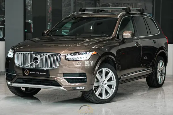 XC90