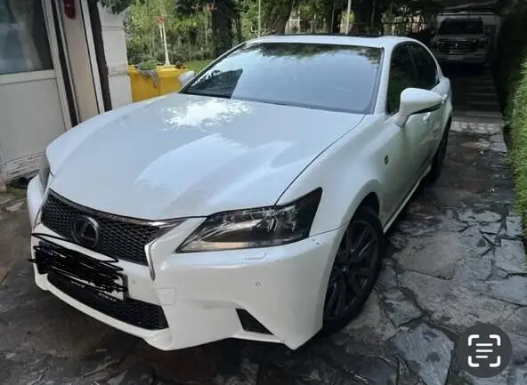 عکس لکسوس GS