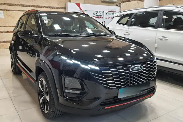 ام وی ام X33 کراس