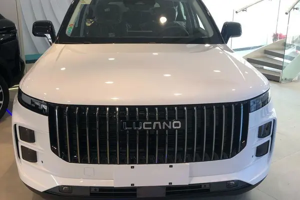 لوکانو L7