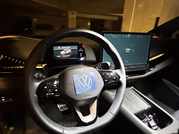 عکس فولکس آی دی یونیکس