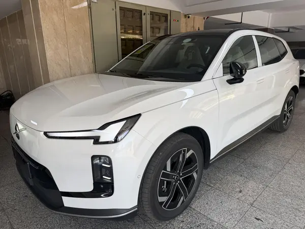 ولوو XC70