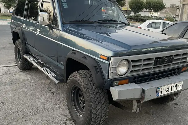 نیسان پاترول چهار در