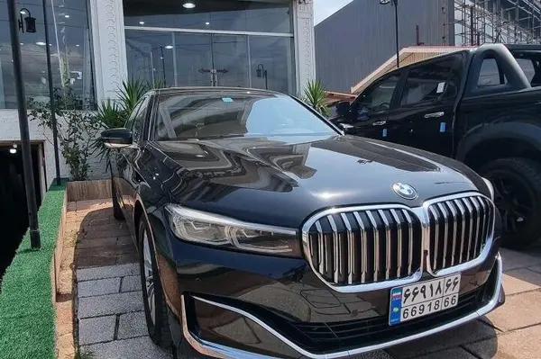 بی ام و سری 7