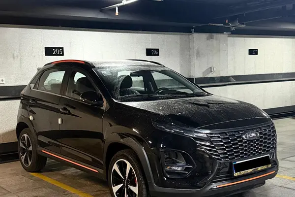 ام وی ام X33 کراس