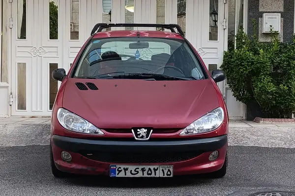 پژو 206