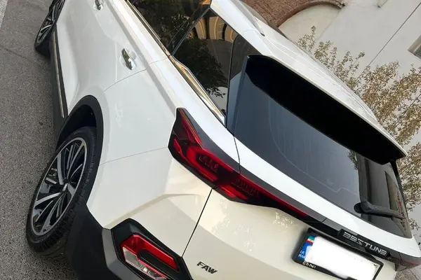 عکس بستیون T77