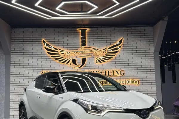 عکس تویوتا C-HR هیبرید